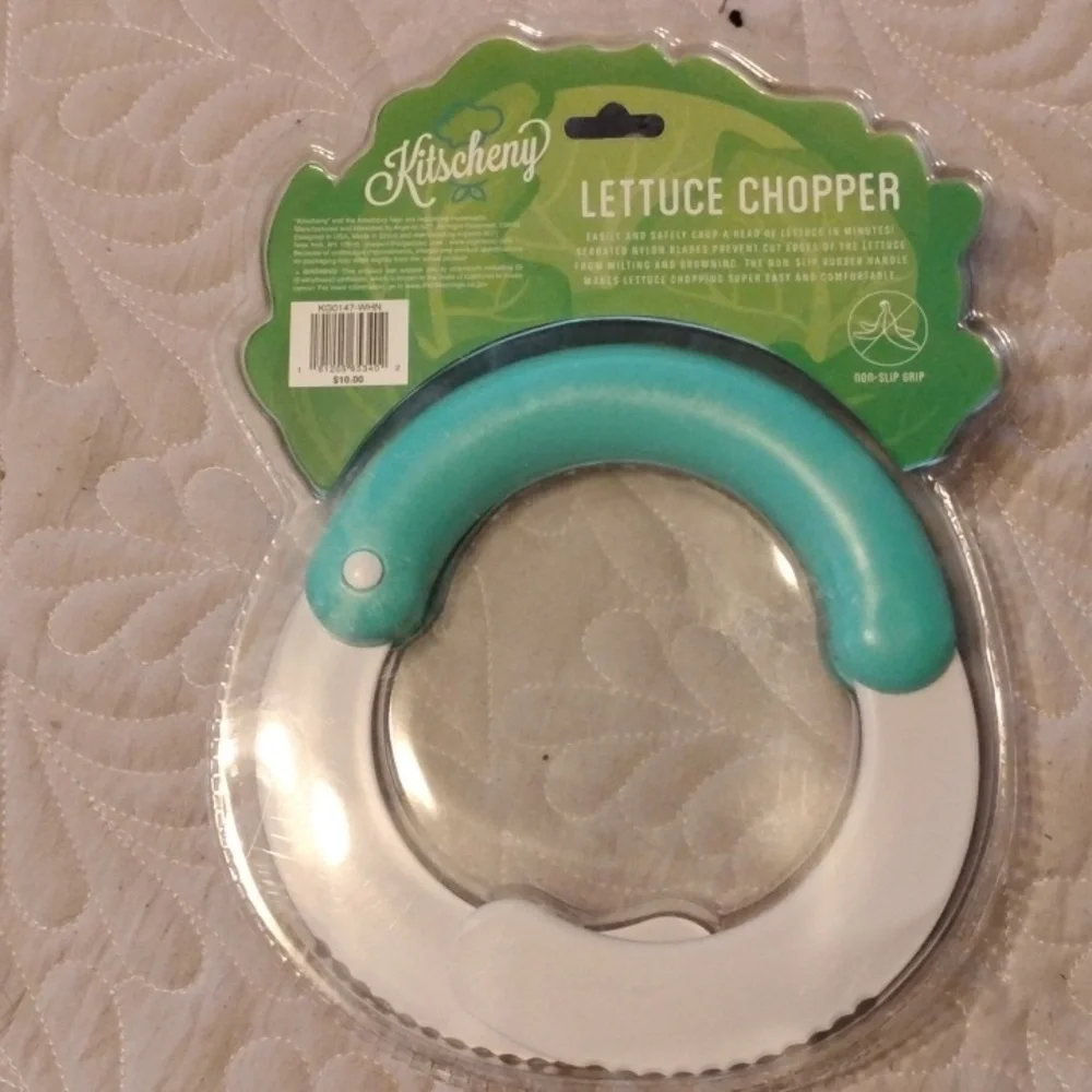 Kitscheny Lettuce Chopper, Cactus & Shark Wine Stoppers, NWT, Lot Of 3